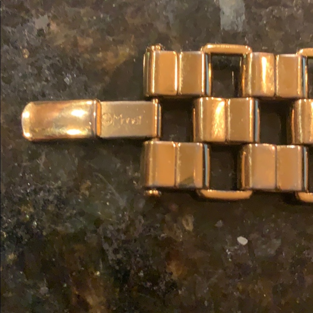 Vintage Monet Panther Link Gold Toned Bracelet - Picture 5 of 9